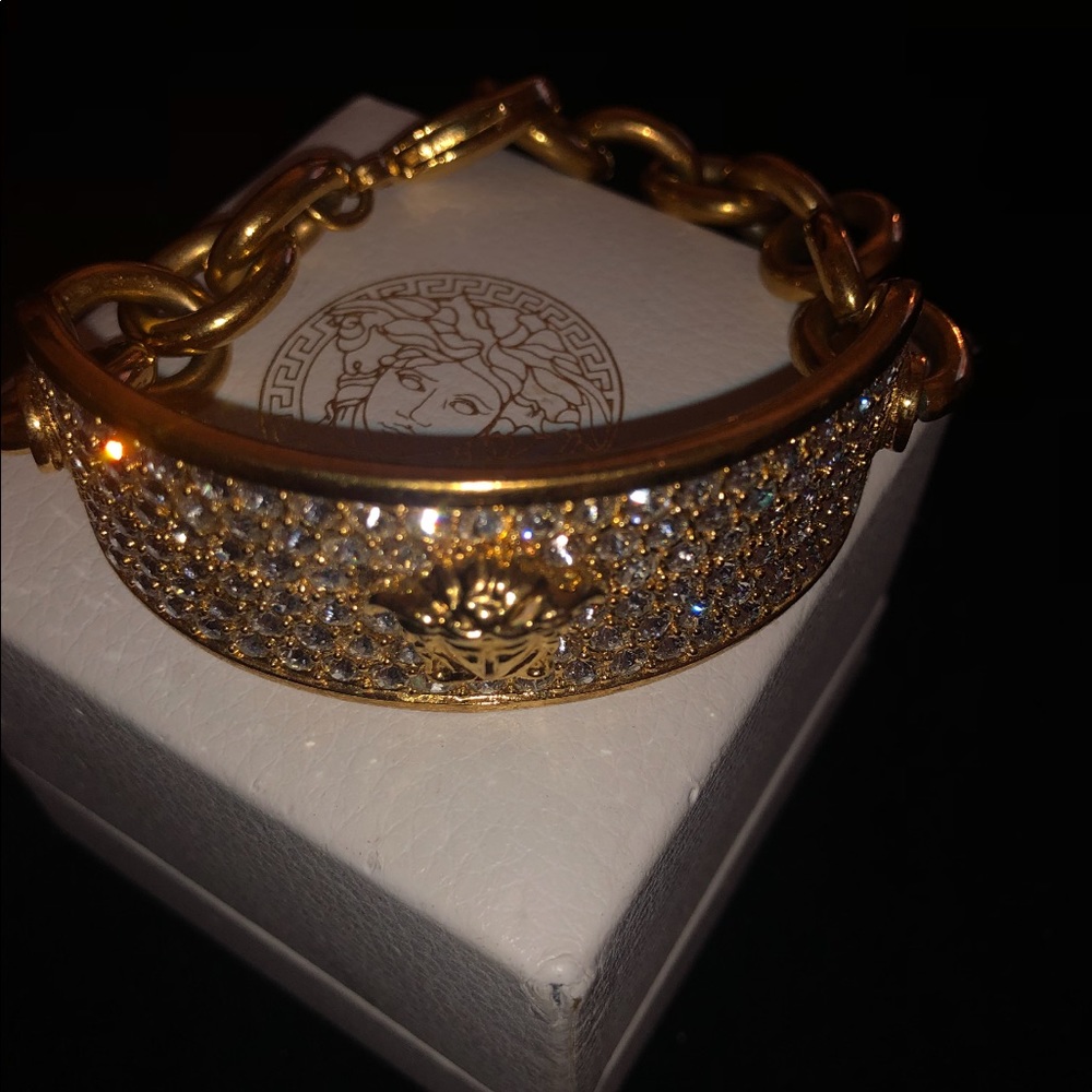 Versace woman’s bracelet